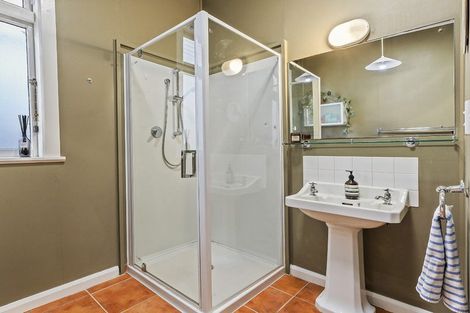 Photo of property in 39 Dee Street, Island Bay, Wellington, 6023