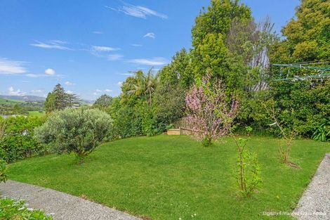 Photo of property in 14 View Street, Maungaturoto, 0520