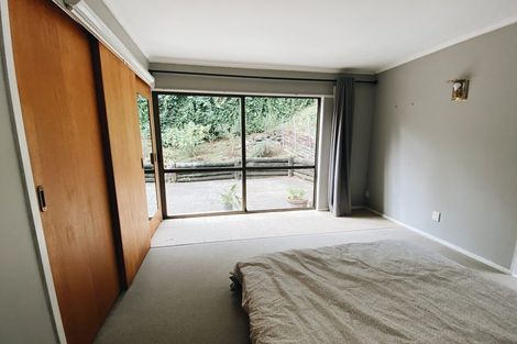 Photo of property in 1/2 Hobby Avenue, Birkdale, Auckland, 0626