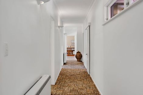 Photo of property in 42a Regan Street, Stratford, 4332