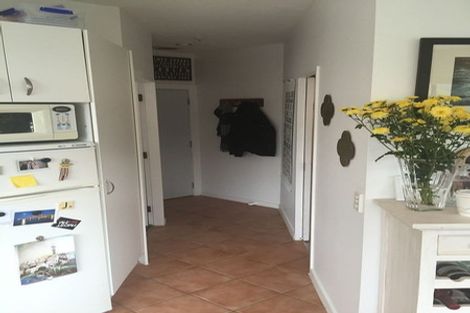 Photo of property in Terrace Tower Apartments, 11f/126 The Terrace, Wellington Central, Wellington, 6011