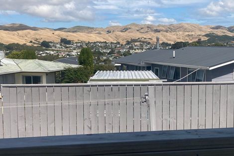 Photo of property in 8 Yemen Place, Ascot Park, Porirua, 5024