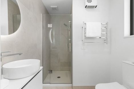 Photo of property in 3/5 Clarence Street South, Addington, Christchurch, 8024