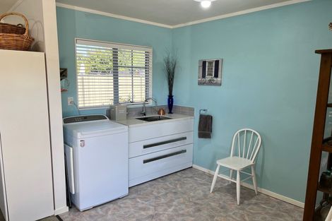 Photo of property in 50d Puketapu Road, Taradale, Napier, 4112