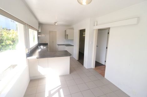 Photo of property in 1 Red Bluff Rise, Campbells Bay, Auckland, 0630