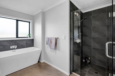 Photo of property in 24 Mahoetahi Road, Sentry Hill, Waitara, 4382