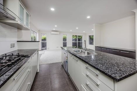 Photo of property in 10 Savina Court, Flat Bush, Auckland, 2019