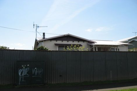 Photo of property in 220 Heads Road, Gonville, Whanganui, 4501
