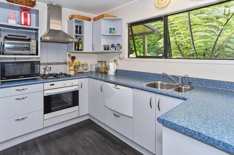 Photo of property in 288 Waiuku Road, Puni, Pukekohe, 2678