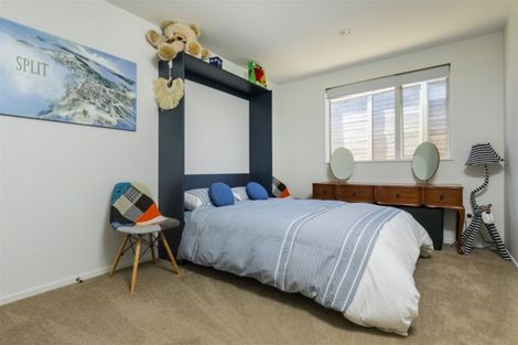 Photo of property in 10 Cirrus Way, Ranui, Auckland, 0612