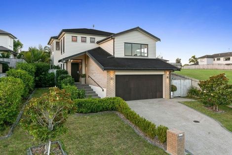 Photo of property in 57 Laurel Oak Drive, Schnapper Rock, Auckland, 0632
