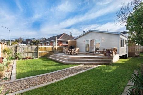 Photo of property in 1/63 Stanley Avenue, Milford, Auckland, 0620