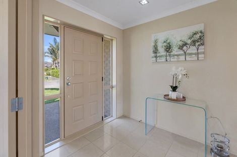 Photo of property in 18 Amapur Place, Flat Bush, Auckland, 2019