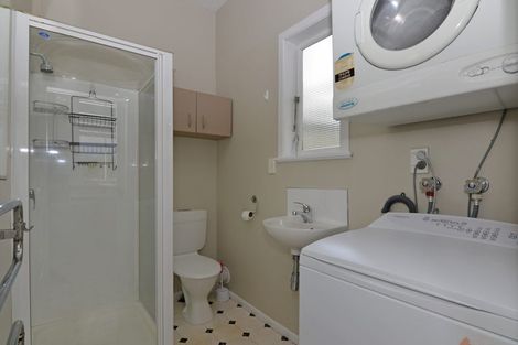 Photo of property in 122a Brougham Street, Mount Victoria, Wellington, 6011