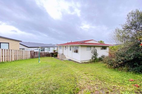 Photo of property in 3 Mowbray Place, Sunnynook, Auckland, 0620