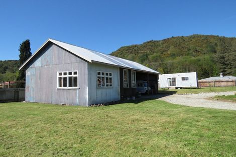 Photo of property in 36-40 Bridge Street, Reefton, 7830