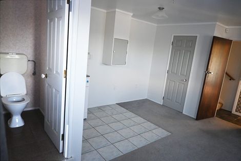 Photo of property in 17 Churchill Street, Levin, 5510