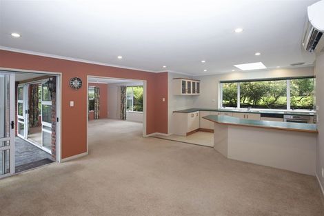 Photo of property in 2/106 Saint James Avenue, Papanui, Christchurch, 8053