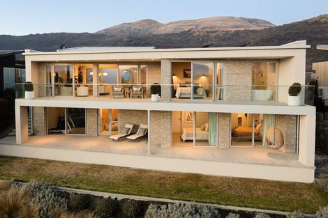 Photo of property in 16 Advance Terrace, Arrowtown, 9302