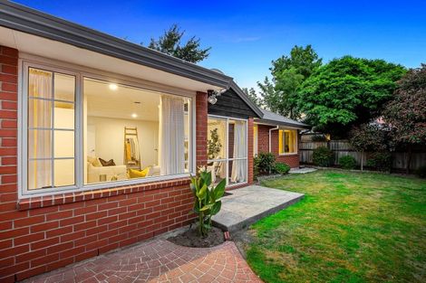 Photo of property in 1/9 Vanderbilt Place, Halswell, Christchurch, 8025