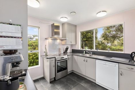 Photo of property in 1 Vista Grove, Kelson, Lower Hutt, 5010