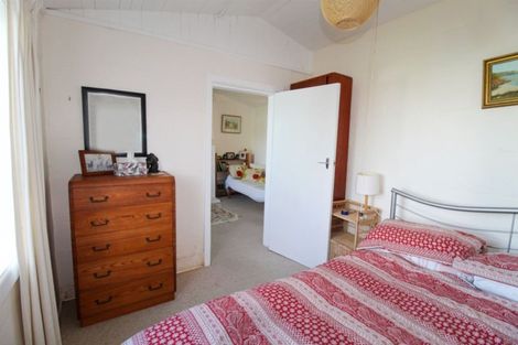 Photo of property in 24 Semple Street, Kakanui, Oamaru, 9495