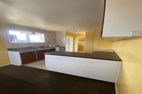 Photo of property in 52 Hobart Crescent, Wattle Downs, Auckland, 2103