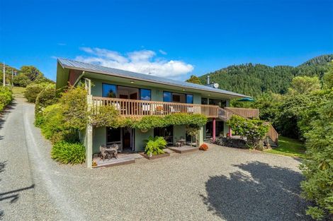 Photo of property in 14 Ralphine Way, Maitai, Nelson, 7010
