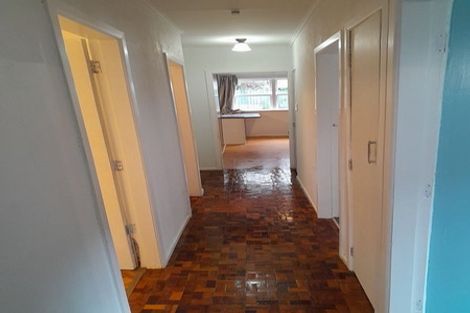 Photo of property in 157 Parkvale Road, Karori, Wellington, 6012