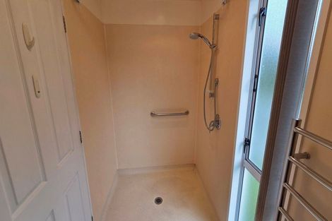 Photo of property in 12 Eversleigh Street, St Albans, Christchurch, 8014