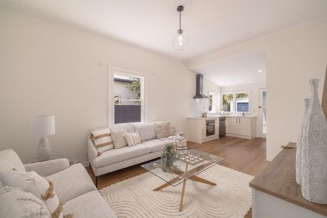 Photo of property in 17 Manning Place, Woolston, Christchurch, 8023