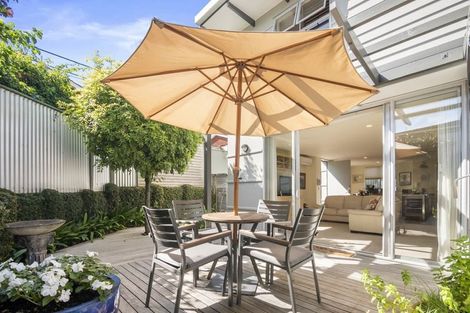 Photo of property in Habitat Apartments, 10/31 Byron Avenue, Takapuna, Auckland, 0622