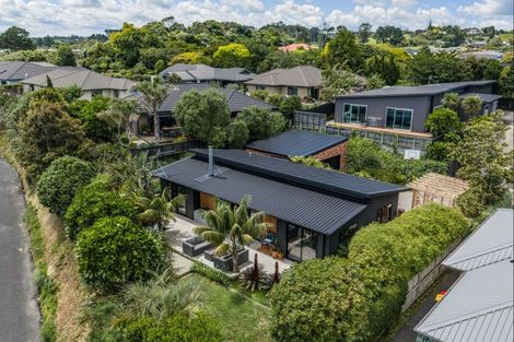 Photo of property in 3 Piper Way, Glen Avon, New Plymouth, 4312