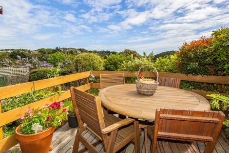 Photo of property in 14 Sailmaker Close, Whitby, Porirua, 5024