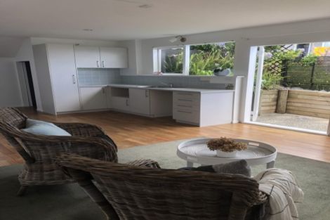 Photo of property in 959 Beach Road, Torbay, Auckland, 0630