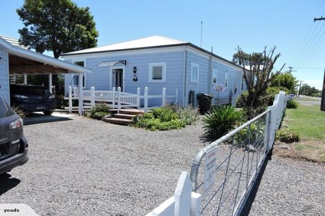 Photo of property in 46 Higginson Street, Otane, 4202