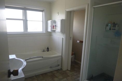 Photo of property in 27 Golders Road, Elderslea, Upper Hutt, 5018