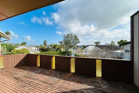 Photo of property in 24 Sunnyhill Crescent, Sunnyhills, Auckland, 2010