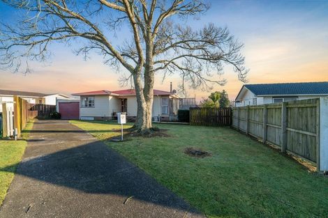 Photo of property in 17 Almay Place, Clover Park, Auckland, 2019