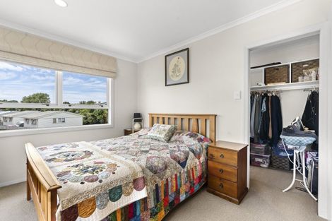 Photo of property in 4b Clerke Place, Marfell, New Plymouth, 4310