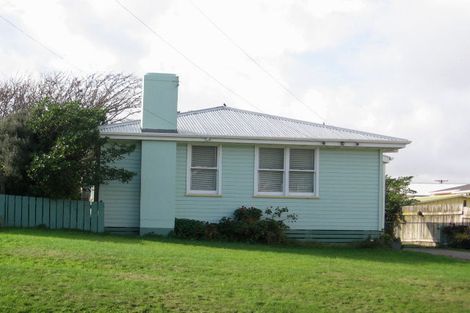 Photo of property in 68 Waiuta Street, Titahi Bay, Porirua, 5022
