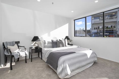 Photo of property in 1i/175 Hurstmere Road, Takapuna, Auckland, 0622