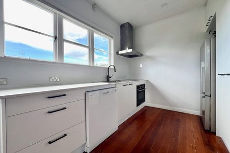 Photo of property in 216a Meola Road, Point Chevalier, Auckland, 1022