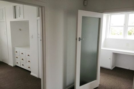 Photo of property in 2 Nield Road, Manurewa, Auckland, 2102