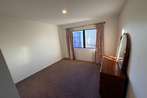 Photo of property in 8/36 West Coast Road, Glen Eden, Auckland, 0602