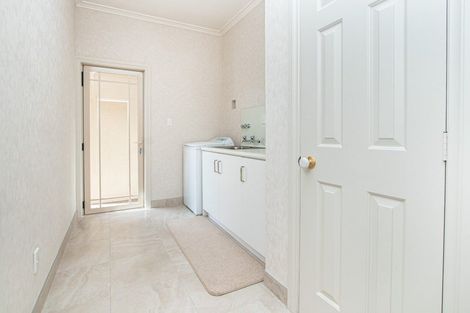 Photo of property in 28 Harrowfield Drive, Harrowfield, Hamilton, 3210