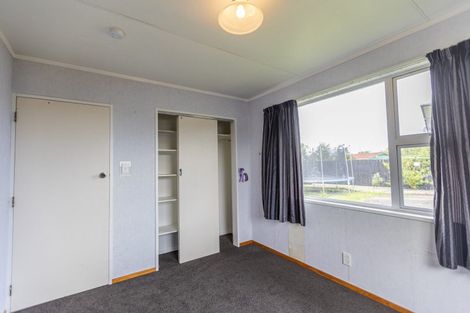 Photo of property in 17 John F Kennedy Drive, Milson, Palmerston North, 4414