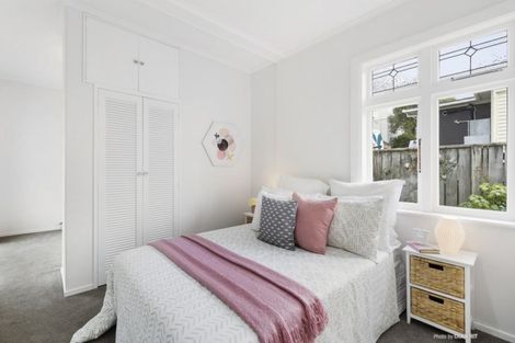 Photo of property in 29 Agra Crescent, Khandallah, Wellington, 6035