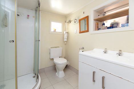 Photo of property in 1/32 Homestead Road, Manly, Whangaparaoa, 0930