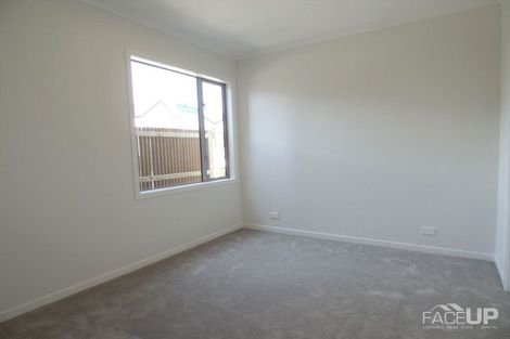 Photo of property in 1/2 Warrant Officer Lane, Hobsonville, Auckland, 0616